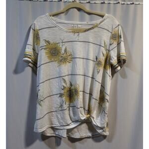 Maurice’s Top Woman’s Size Large White Gray Yellow Striped Sunflower